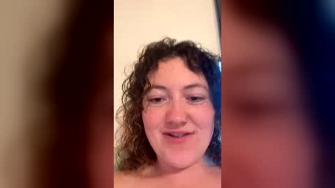 Snapshot of curliegirlee chatting on June 2026 11:51:01 PM curliegirlee online show from June 2026 11:51:01 PM