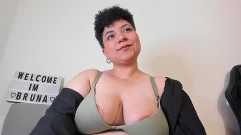 Bruna  online show from February 2025 03:45:01 AM