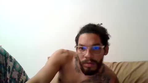 curly_louis online show from April 2026 02:34:01 AM