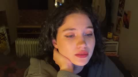 Mary online show from September 2025 07:49:02 PM