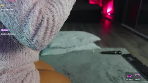 Antonia online show from March 2026 08:18:01 AM