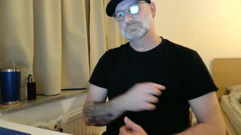 Curman85 online show from March 2026 11:41:01 PM