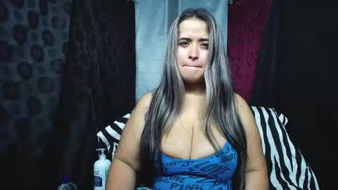 Emma online show from September 2025 10:22:01 PM