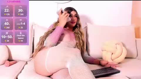 Snapshot of curvy_emmy chatting on July 2026 06:57:02 PM Ammy Sanchez IG Sanchezamy96 online show from July 2026 06:57:02 PM