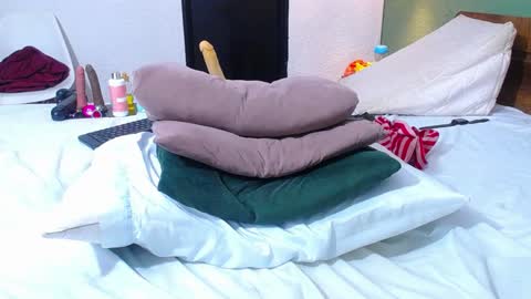 Danna online show from December 2024 03:09:01 AM