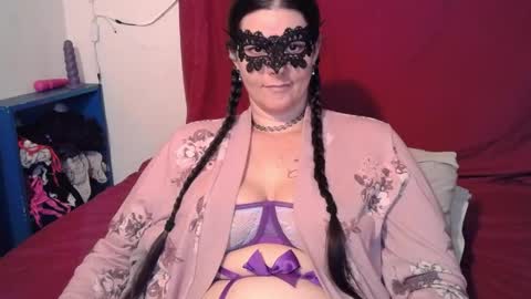 Snapshot of curvygamerceline chatting on May 2026 06:59:01 PM Celine Fawe online show from May 2026 06:59:01 PM