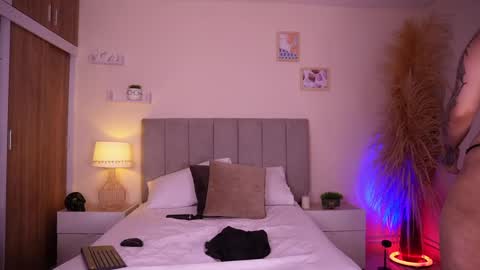 Snapshot of curvyliciouss chatting on February 2025 09:58:01 PM Samantha online show from February 2025 09:58:01 PM