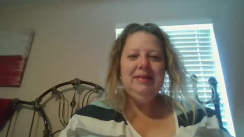 Snapshot of curvynurse69 chatting on June 2026 02:41:01 PM curvynurse69 online show from June 2026 02:41:01 PM