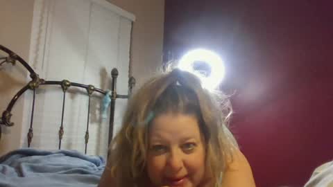 Snapshot of curvynurse69 chatting on June 2026 03:39:01 AM curvynurse69 online show from June 2026 03:39:01 AM