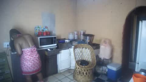 Snapshot of curvypear76x chatting on October 2025 06:08:02 AM curvypear76x online show from October 2025 06:08:02 AM