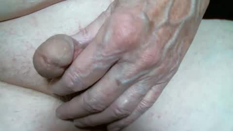 Snapshot of cutandwaxed2 chatting on May 2026 11:07:02 AM BI SMOOTH MATURE SUB online show from May 2026 11:07:02 AM