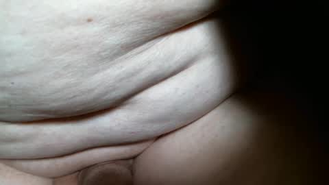 Snapshot of cutandwaxed2 chatting on May 2026 12:22:02 PM BI SMOOTH MATURE SUB online show from May 2026 12:22:02 PM