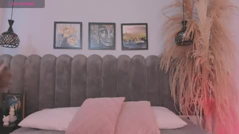 Amber  online show from March 2026 09:29:02 PM