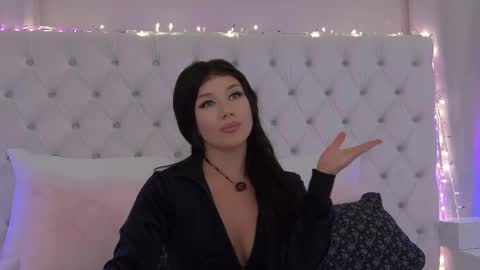 Snapshot of cute_b_alice chatting on May 2026 02:42:01 AM Alissa online show from May 2026 02:42:01 AM