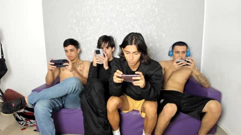 ARTURO-18  MATIAS-18  NIKOLAY-19  HADES-18  GABO-19 online show from January 2025 08:04:01 PM