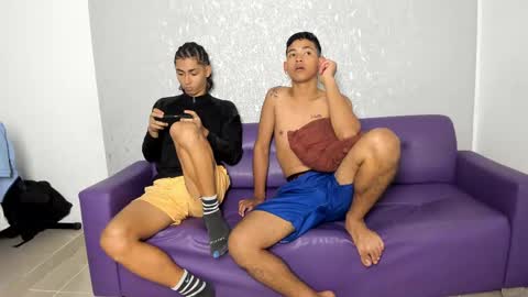 ARTURO-18  MATIAS-18  NIKOLAY-19  HADES-18  GABO-19 online show from February 2025 08:16:02 PM