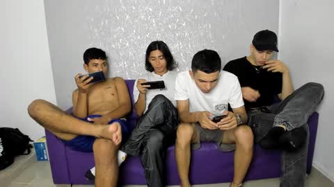 ARTURO-18  MATIAS-18  NIKOLAY-19  HADES-18  GABO-19 online show from March 2025 08:20:02 PM