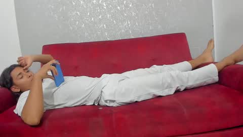 ARTURO-18  MATIAS-18  NIKOLAY-19  HADES-18  GABO-19 online show from September 2025 07:52:01 PM