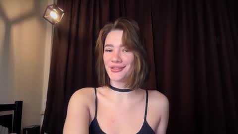 cute_bubbles online show from October 2025 07:53:02 PM