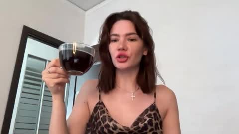 Snapshot of cute_bubbles chatting on July 2026 09:57:01 AM cute_bubbles online show from July 2026 09:57:01 AM
