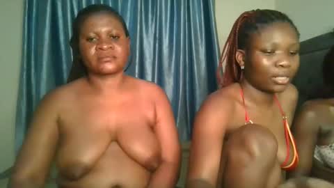 Snapshot of cute_daniellah chatting on October 2025 11:16:02 PM Danillah online show from October 2025 11:16:02 PM