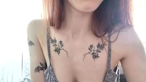 Snapshot of cute_foxis chatting on May 2026 03:06:02 PM cute_foxis online show from May 2026 03:06:02 PM