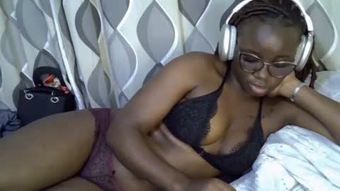 Snapshot of cute_gee chatting on July 2026 11:22:01 PM daddysdoll online show from July 2026 11:22:01 PM
