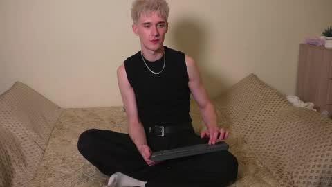 ToniDaniel online show from May 2026 06:27:02 PM