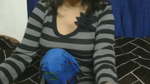Snapshot of cute_kashmira99 chatting on January 2025 11:26:01 PM kashmira online show from January 2025 11:26:01 PM