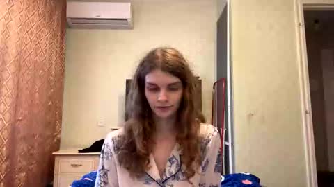 cute_kitte online show from November 2025 01:32:02 PM