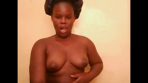 cute_latifah online show from February 2026 10:33:02 AM