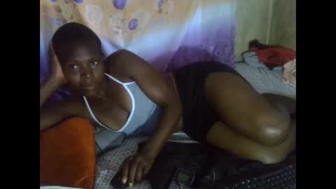 cute_leylah online show from April 2026 01:21:01 PM