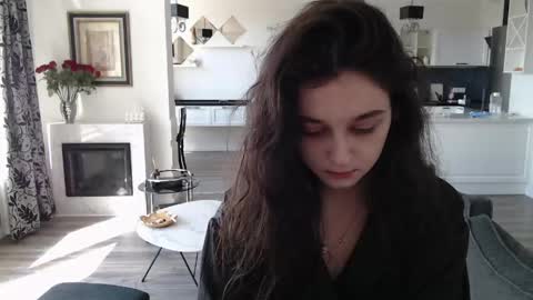 Lilia online show from May 2026 07:16:01 AM