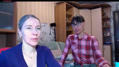 cute_lion_ online show from February 2026 11:17:01 AM