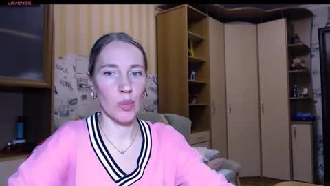 cute_lion_ online show from February 2026 08:09:01 PM