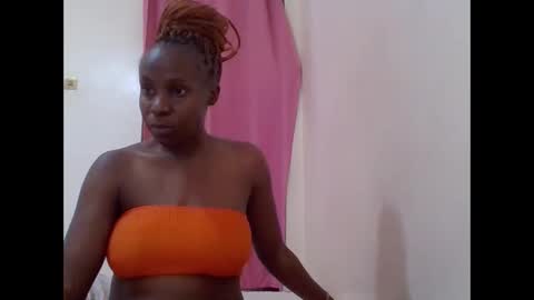 Snapshot of cute_lizah chatting on February 2025 11:09:02 AM cute_lizah online show from February 2025 11:09:02 AM