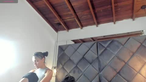 Lizzy online show from December 2025 06:39:01 PM