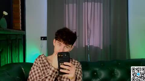 Mike online show from March 2026 03:44:02 AM