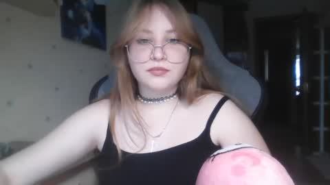 Veronica online show from March 2025 12:48:01 PM