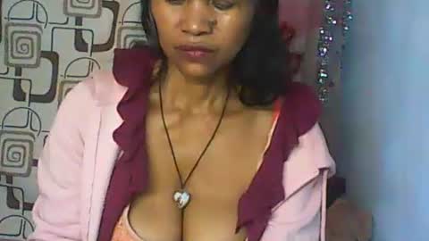 Snapshot of cute_moll chatting on June 2026 07:09:02 AM murielle online show from June 2026 07:09:02 AM