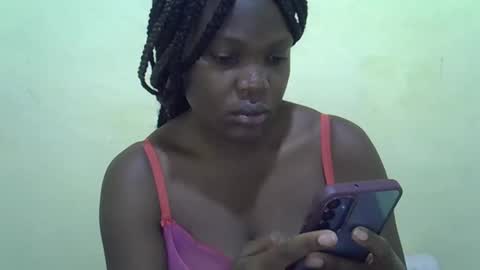 cute_roxie online show from December 2024 08:33:01 AM