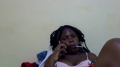 cute_roxie online show from December 2024 07:07:02 PM