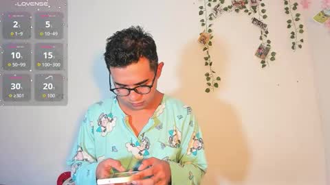 cute_sammy_1 online show from October 2025 10:57:02 AM