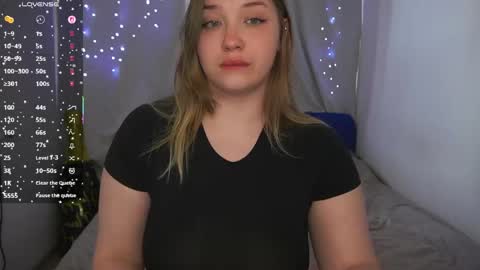 Snapshot of cute_sharloti chatting on May 2026 05:52:01 PM Sasha online show from May 2026 05:52:01 PM