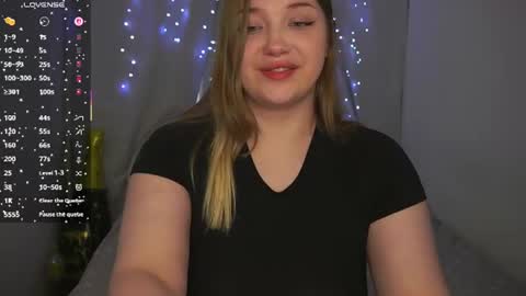 Snapshot of cute_sharloti chatting on June 2026 04:05:02 PM Sasha online show from June 2026 04:05:02 PM