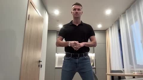 cute_skywalker online show from October 2025 04:26:01 AM