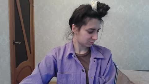 cute_strawberry_ online show from December 2024 06:32:02 AM