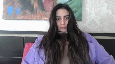 cute_strawberry_ online show from February 2025 11:23:02 AM
