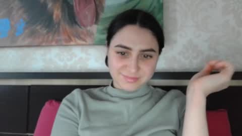 cute_strawberry_ online show from February 2025 02:27:01 PM
