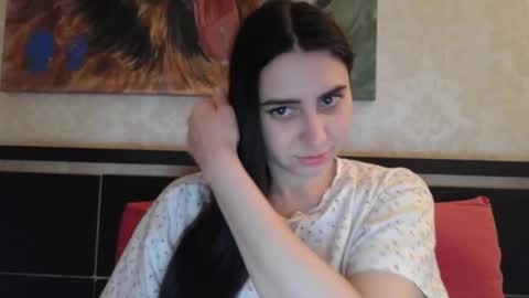 cute_strawberry_ online show from February 2025 06:58:01 PM